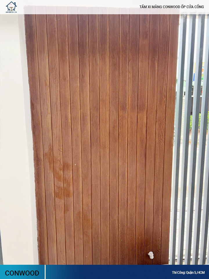 tấm conwood ốp cửa cổng