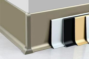 Len Chân Tường Nhôm